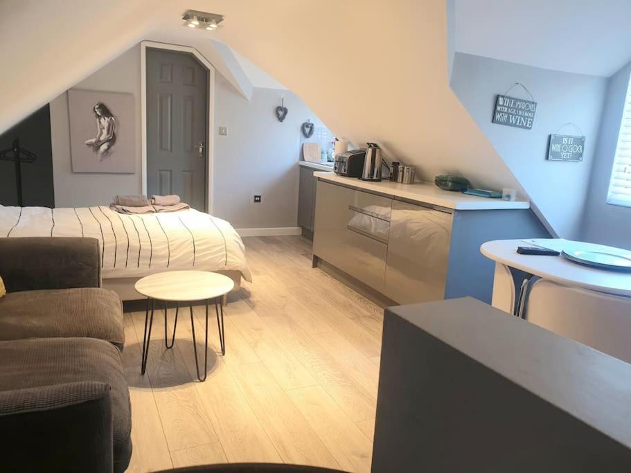 The Contemporary Studio Bracknell Exterior foto